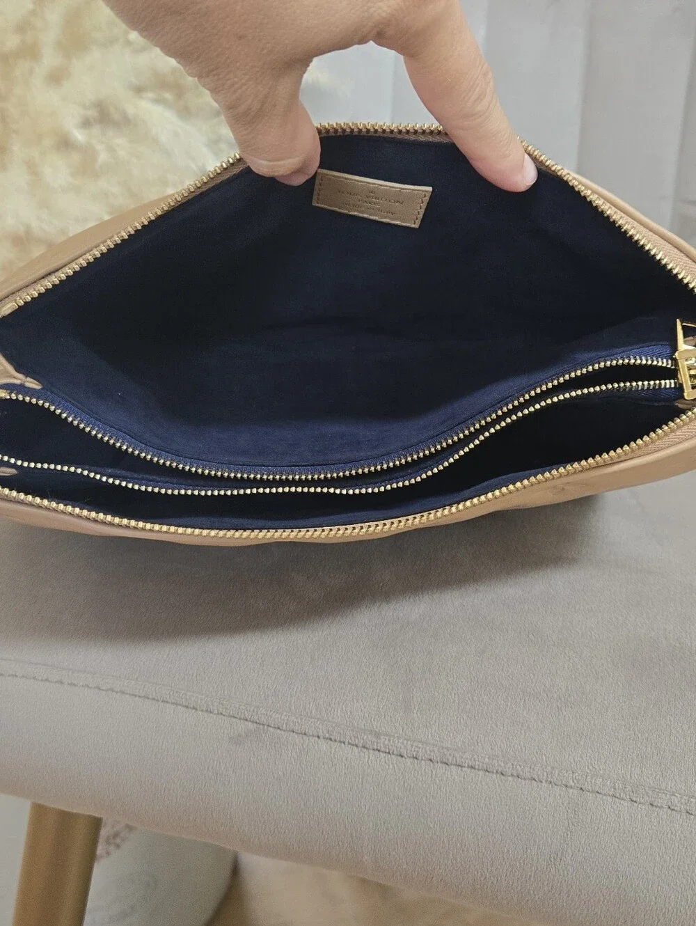 Louis Vuitton excellent no